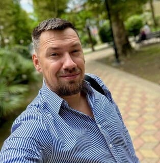 Андрей Наумкин